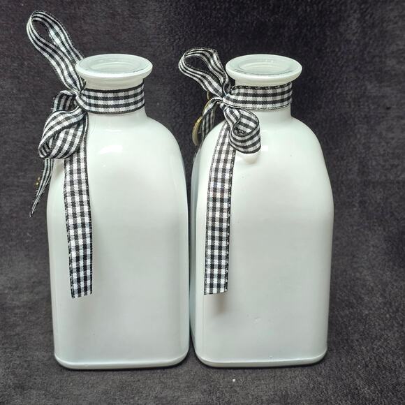 Country Mini Bud Vase Bottle Checkered Ribbon with Key & Heart Charms - Picture 3 of 8